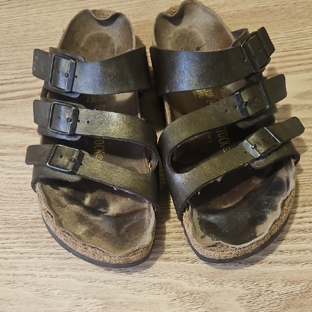 Birkenstock Arizona Sandals Olive Green Oiled Leather – EU 39 / Women’s‎ 8–8.5